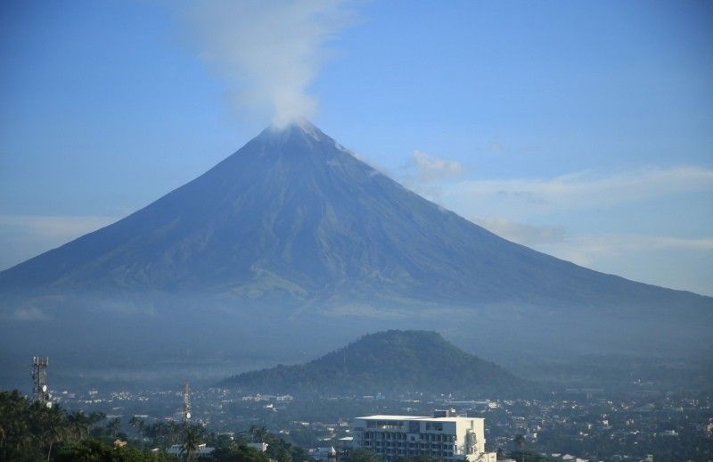 LIVE updates: Mayon Volcano restiveness