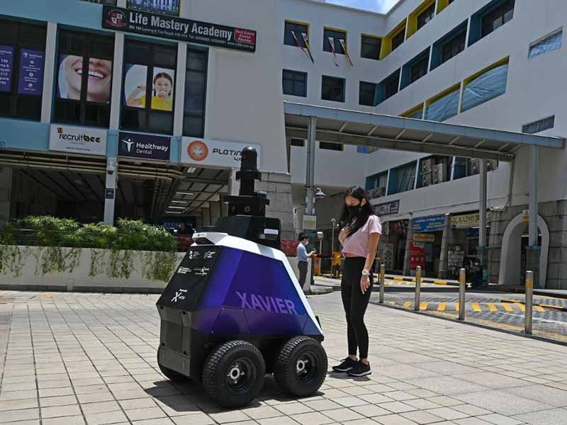 Singapore to put more police robots on the streets | Philstar.com