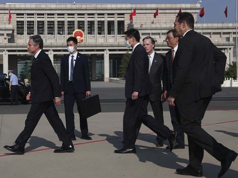 Blinken begins rare Beijing visit in bid to lower temperature