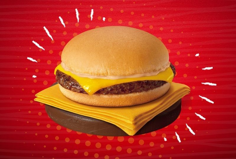 Jollibee shows what makes Cheesy Yumburger combination truly 'yummy together'