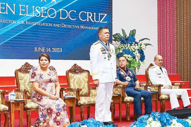 Cruz who probed P6.7 billion shabu anomaly retires Philstar