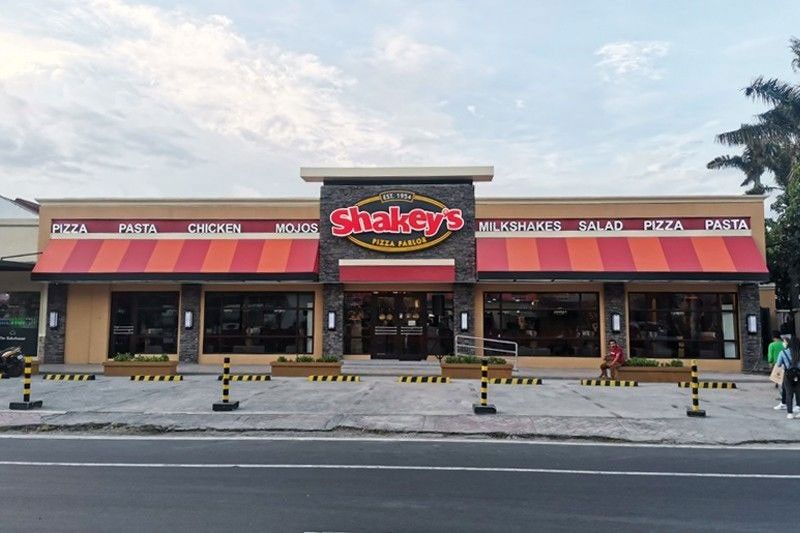 Shakeyâs sees 20% growth this year