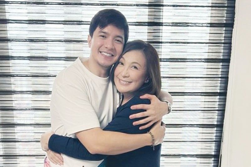 Sharon, laging kayakap si alden