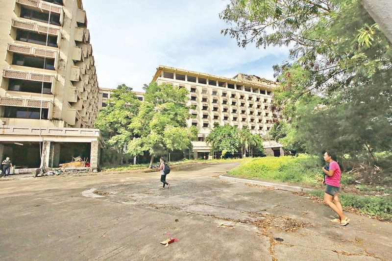 MIAA: Derelict hotel a security risk to NAIA-2