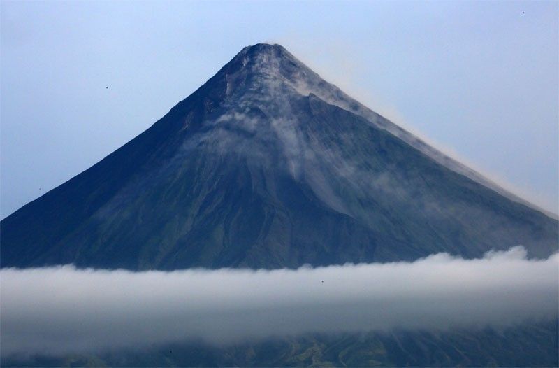 Mayon ashfall reaches 2 more areas