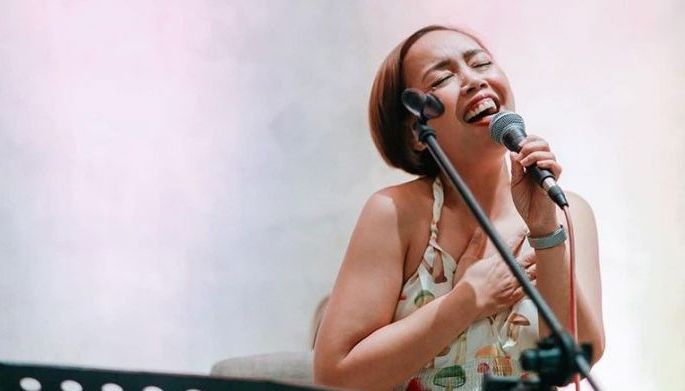 May abogado dahil sa Thai actor... komedyanang si Kakai aminadong mukhang pera, baliw kay stell ng SB19