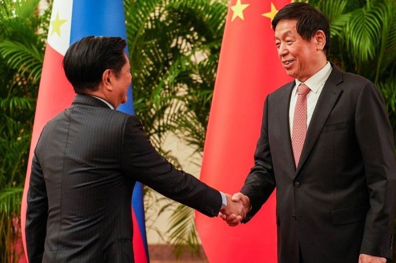 Labor group backs review of Philippines-China ties