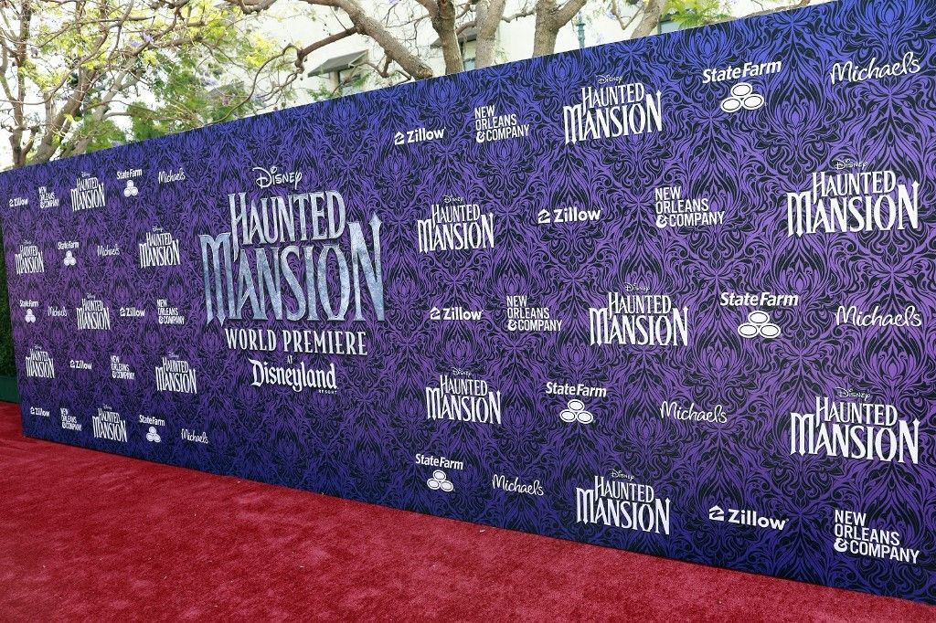 'Haunted Mansion,' a premiere without stars as strike bites