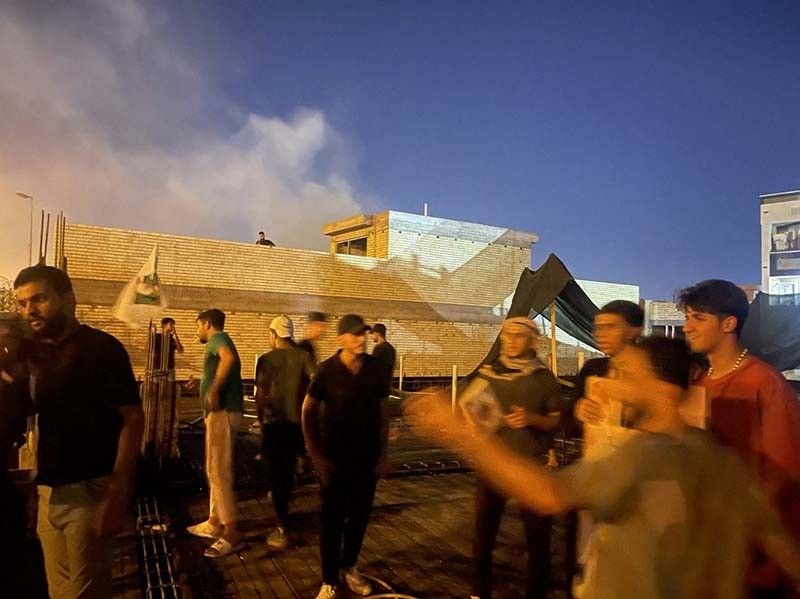 Iraqi protesters torch Swedish embassy in Baghdad