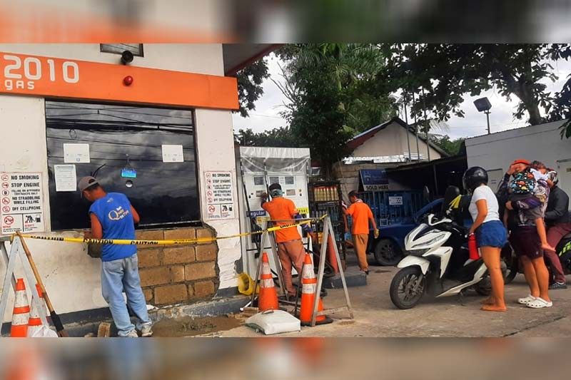 SUV rams gas station in Busay