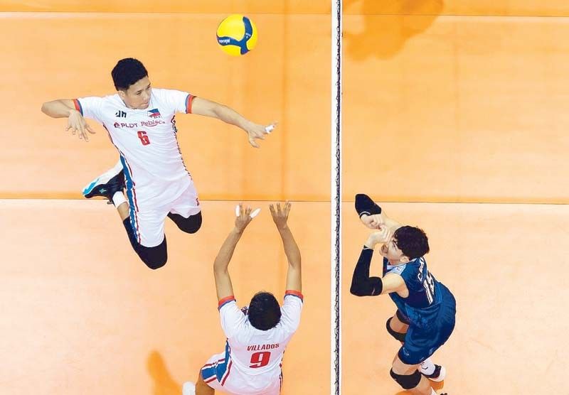 Pinoy spikers drop tight match vs Thailand