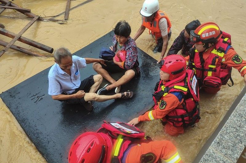 Beijing on alert as Typhoon Doksuri sweeps northwards