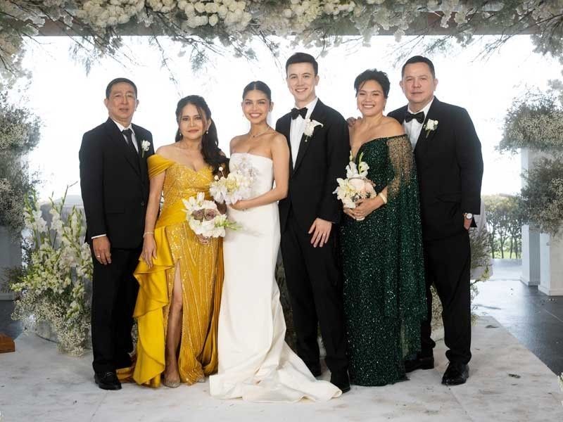 Menu, designer, etc: Arjo Atayde, Maine Mendoza share Baguio wedding details