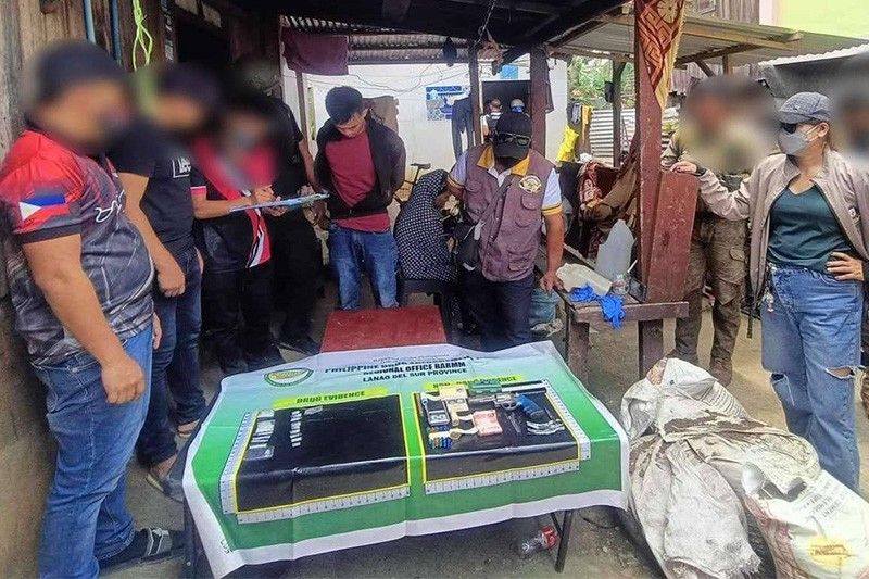 Ex-barangay exec dead, 2 nabbed in Lanao Sur PDEA operation
