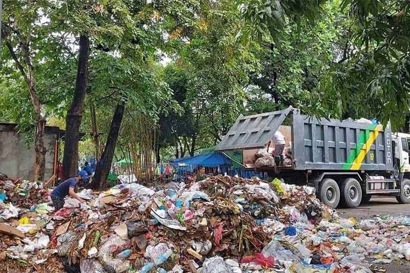 Philippines produces 61,000 million metric tons of waste daily