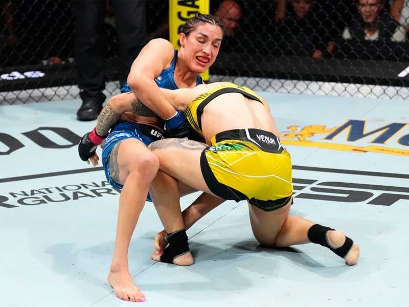 Tatiana Suarez stays undefeated in UFC