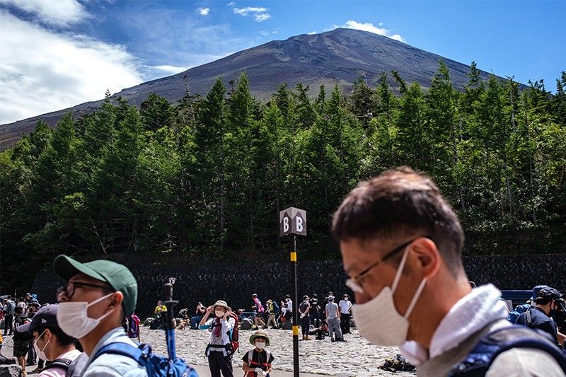 Japan to introduce online booking for Mount Fuji trail