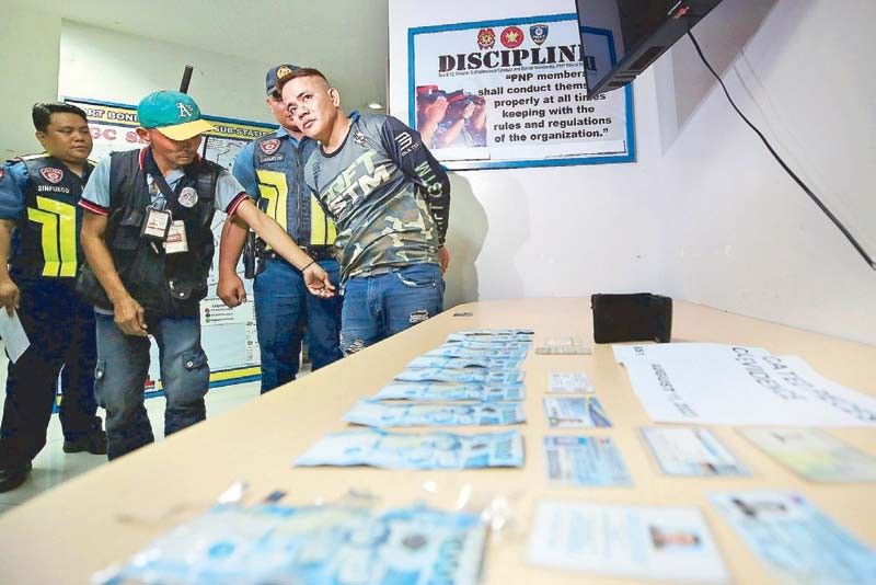 Ex-Army man held for fake P1,000 bills