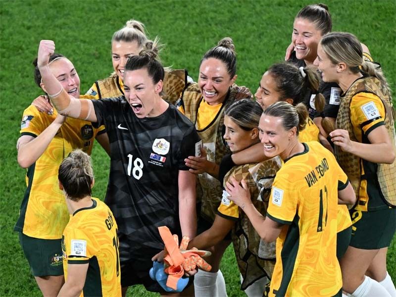 Australia beat France on penalties to reach World Cup semifinals