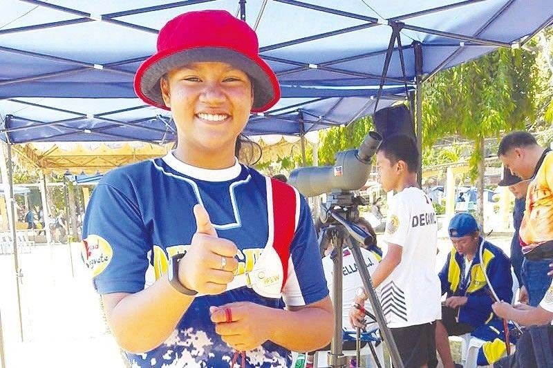 Tagle leads hot assault on national junior marks