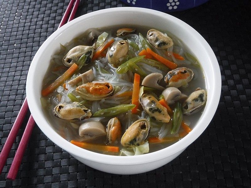 Recipe: Mussels and Sotanghon Soup