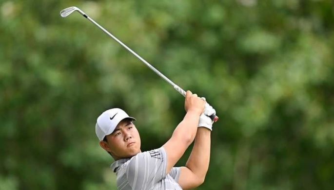 한국의 Tom Kim은 투어 챔피언십에서 골프 역사를 꿈꿉니다.