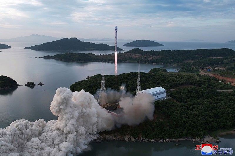 North Korea says plans to launch satellite by June 4 â�� Japanese media