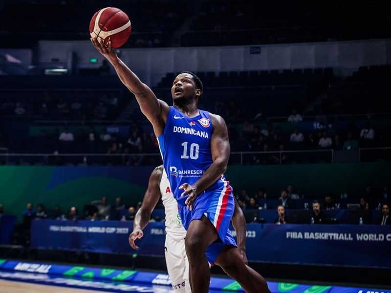 Unbeaten Dominicans survive Angolans, give Gilas hope