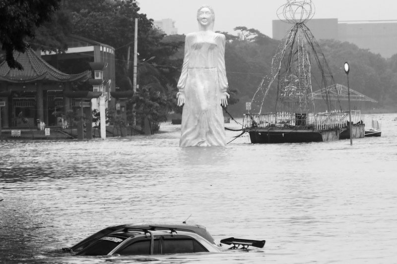 Antas ng tubig sa Marikina River, itinaas sa unang alarma