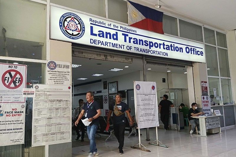 LTO to extend driverâ��s licenses by one year