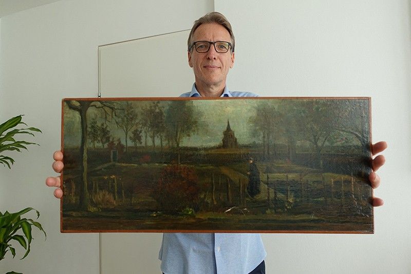 Dutch art detective recovers stolen Van Gogh