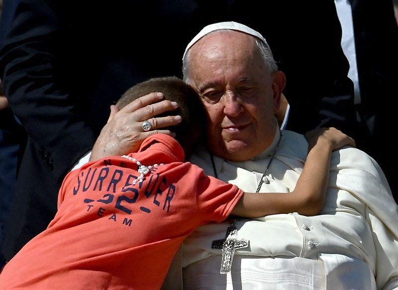 Pope Francis removes Filipino priest over child abuse allegations