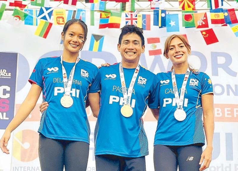 Pascua hurdles obstacles in World Championships