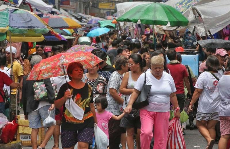 Poll: Fewer Pinoys optimistic economy will improve