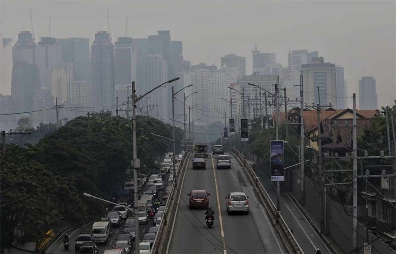 Metro air improves as smog, vog subside
