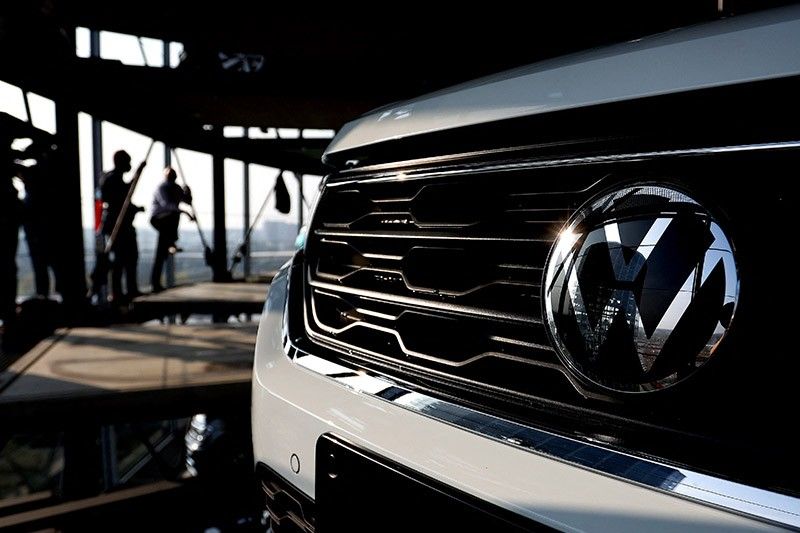 Volkswagen production resumes after IT outage