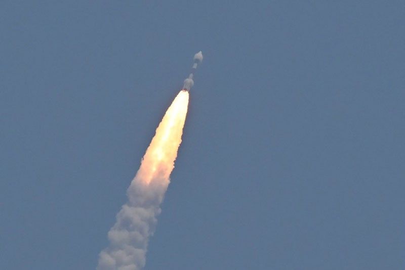 Indian spacecraft heads towards center of solar system