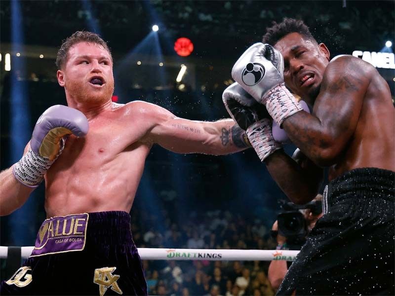 Boxer Canelo Alvarez arrives at the game between the LA Clippers