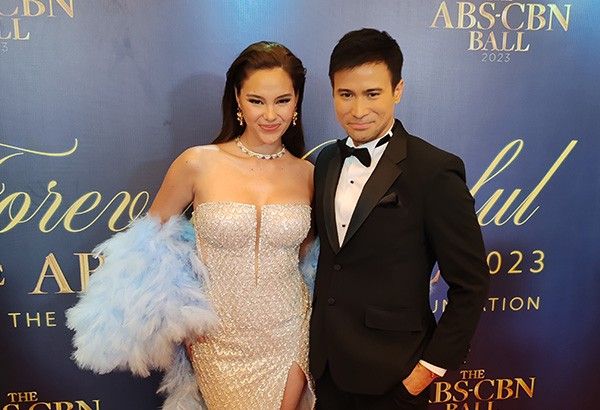 'Tuloy ang kasal?' Catriona Gray, Sam Milby spotted together