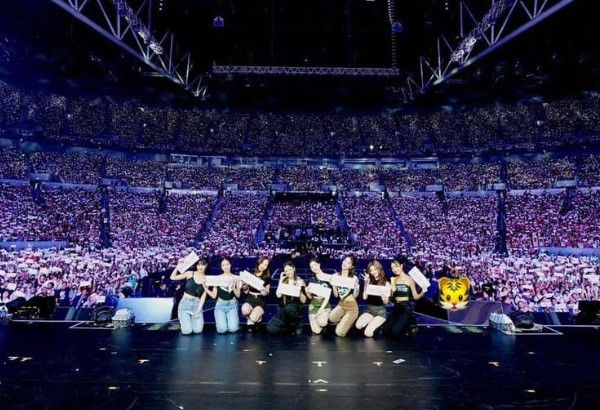 'Shot puno': TWICE thrills Filo Once at 'Ready To Be' Philippine concert