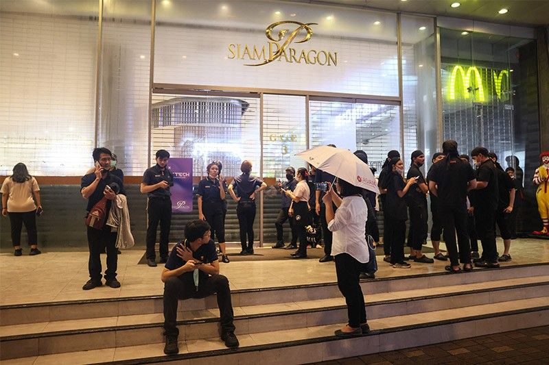 Three wounded in Bangkok mall shooting, attacker arrested â�� Thai PM