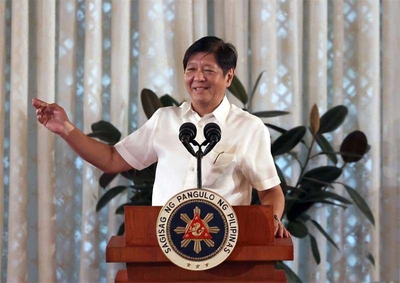 Marcos Jr. swears in PCG chief, others