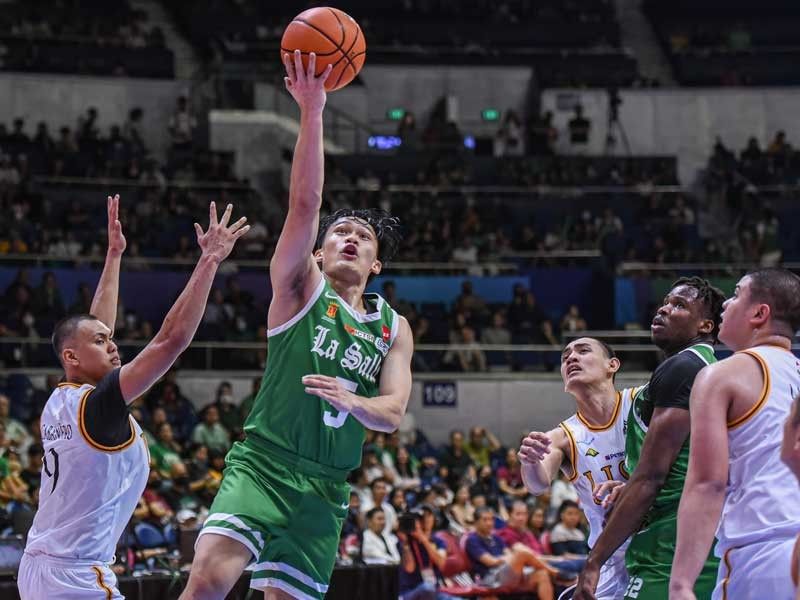 Archers overwhelm winless Tigers