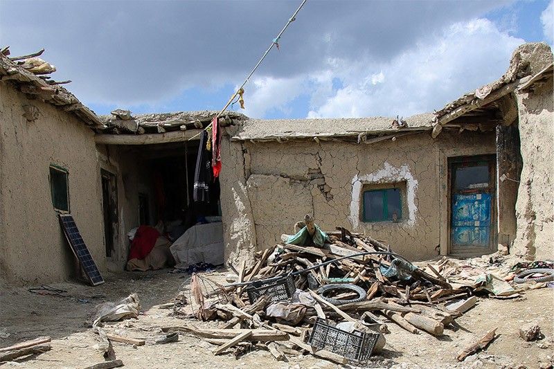 Death toll from Afghan quakes rises to 'more than 1,000'