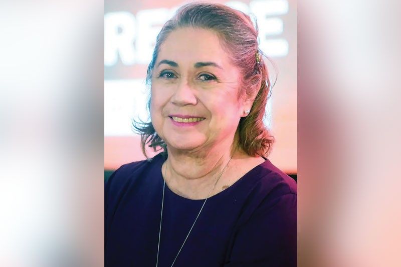 Nova Villa has â��GMAâ��s blessingâ�� to star in ABS-CBNâ��s Canâ��t Buy Me Love