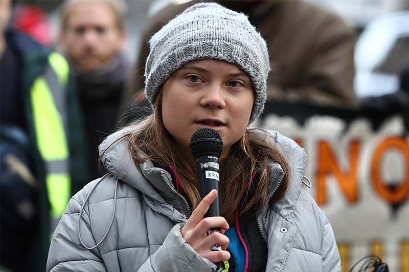 Police detain Greta Thunberg at London climate protest