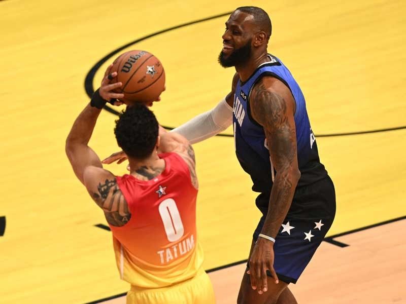 NBA All-Star Game reverts to East-West and classic format