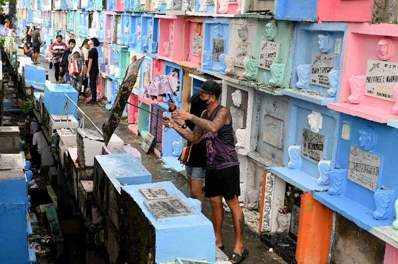 Public urged to observe trash-free Undas