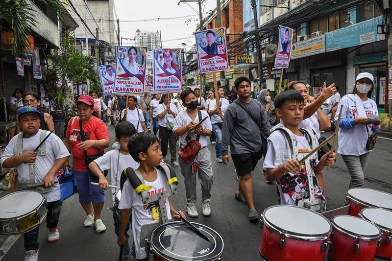 Voters dismiss fiesta-like campaigning barangay polls as ineffective, annoying