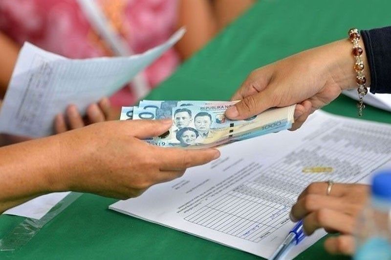 OFWs from Israel get P20,000 in food, cash aid